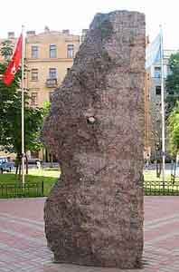 Самые необычные памятники Санкт-Петербурга